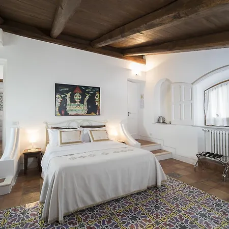 Guest house Palazzo Suriano Heritage 3*