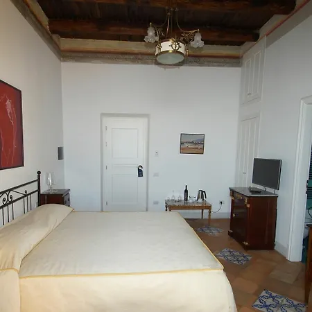 Palazzo Suriano Heritage Guest house 3*